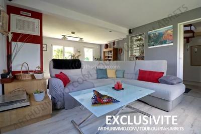 Maison - 141 m² - 6 pièces