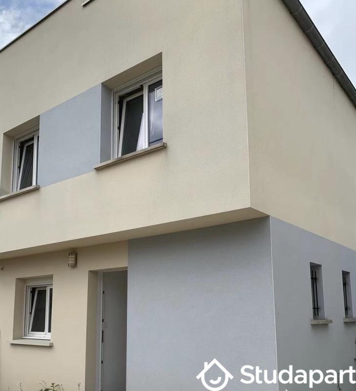 Chambre - 13 m² - 1 pièce