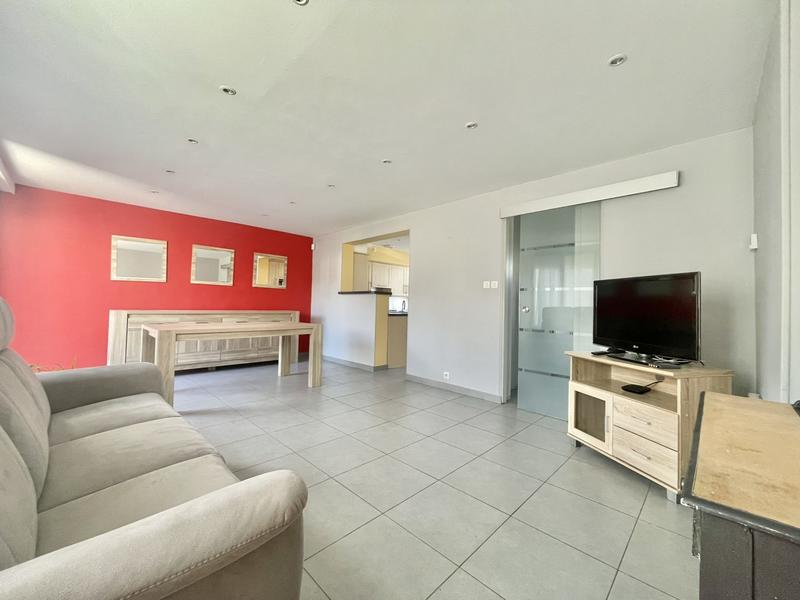 Maison traditionnelle - 81 m² - 4 pièces