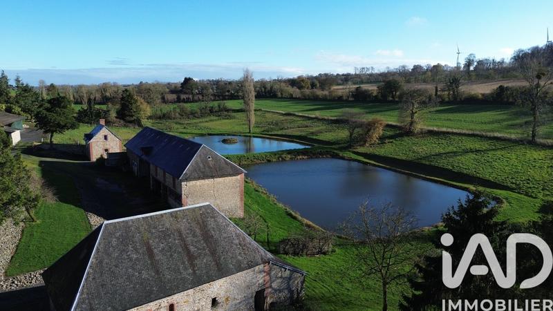 Maison - 245 m² - 5 pièces