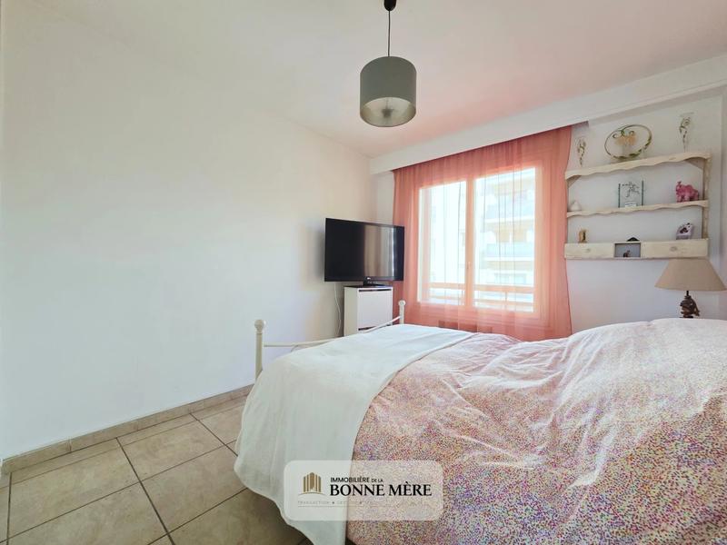 Appartement - 100 m² - 3 pièces