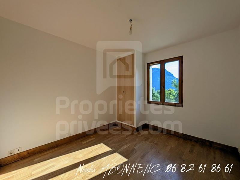 Maison - 121 m² - 6 pièces