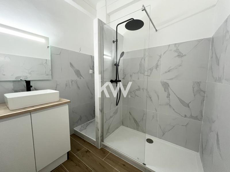 Appartement - 70 m² - 3 pièces