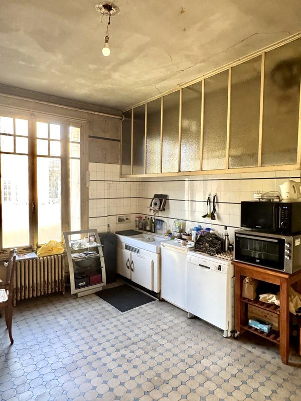 Maison traditionnelle - 150 m² - 6 pièces