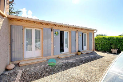 Propriété - 457 m² - 16 pièces