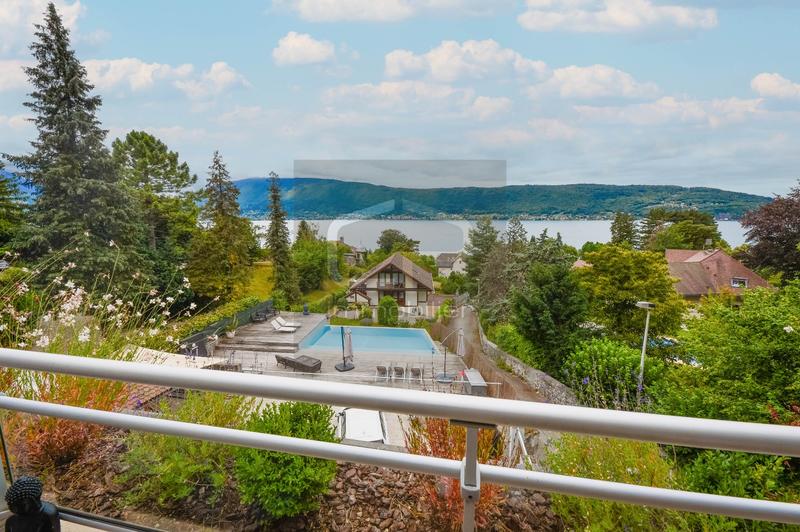 Appartement - 213 m² - 8 pièces