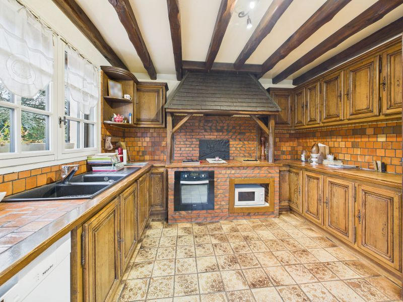 Maison - 170 m² - 6 pièces