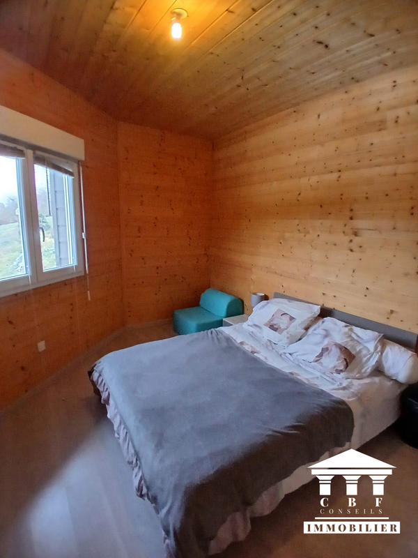 Maison - 93 m² - 5 pièces