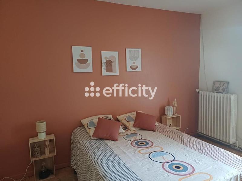 Maison - 177 m² - 7 pièces