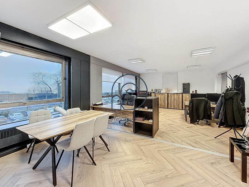 Bureau - 55 m²