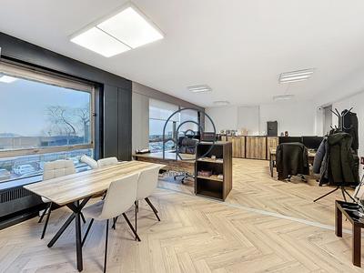 Bureau - 55 m²