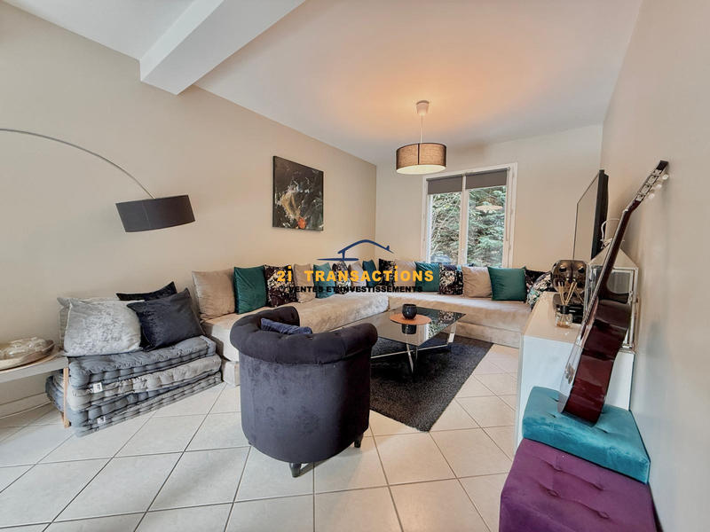 Maison - 98 m² - 5 pièces