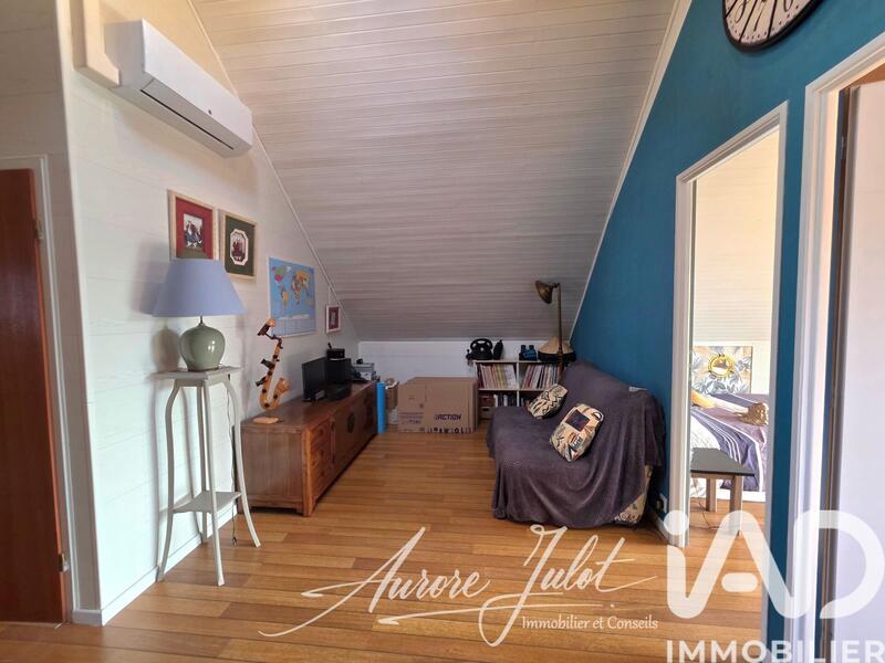 Maison - 186 m² - 8 pièces