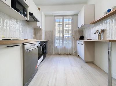 Appartement - 88 m² - 3 pièces