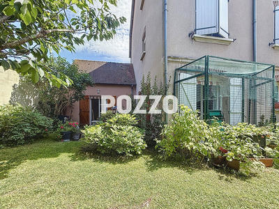 Maison - 100 m² - 5 pièces