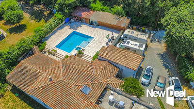 Maison - 200 m² - 7 pièces