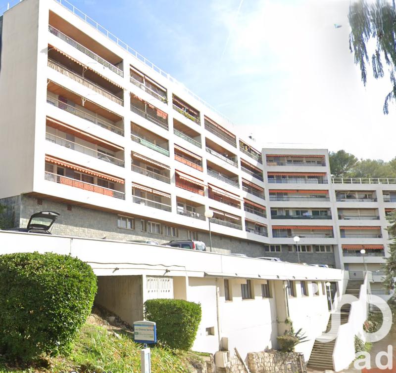 Appartement - 87 m² - 5 pièces