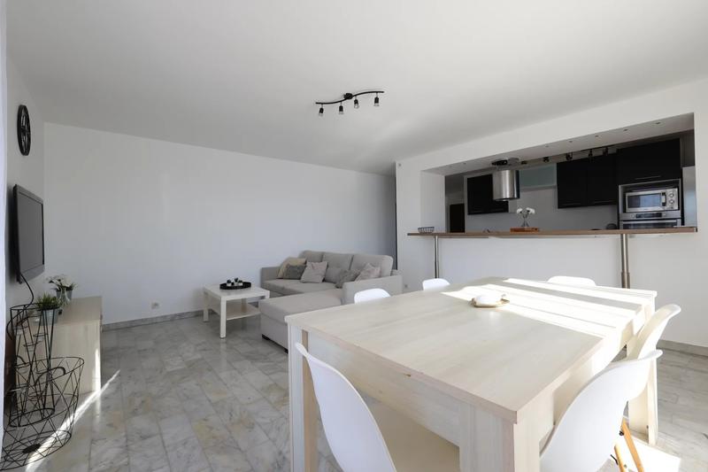 Appartement - 86 m² - 4 pièces