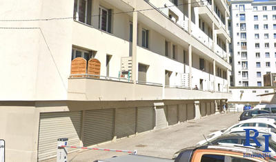 Parking / Garage - 13 m²