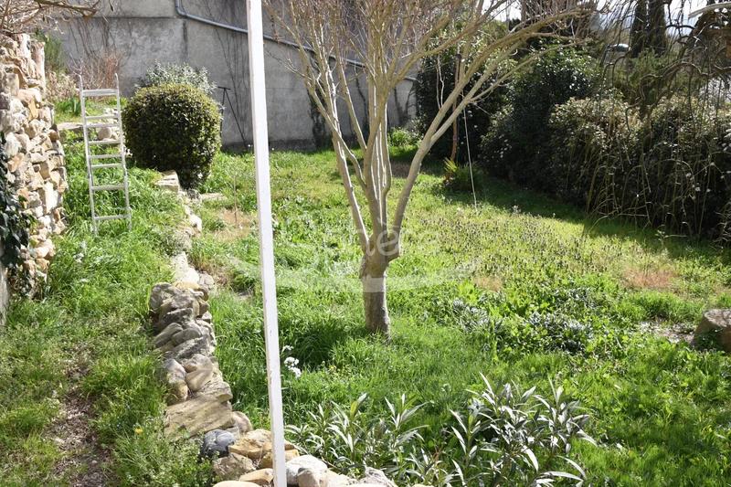 Maison - 248 m² - 10 pièces