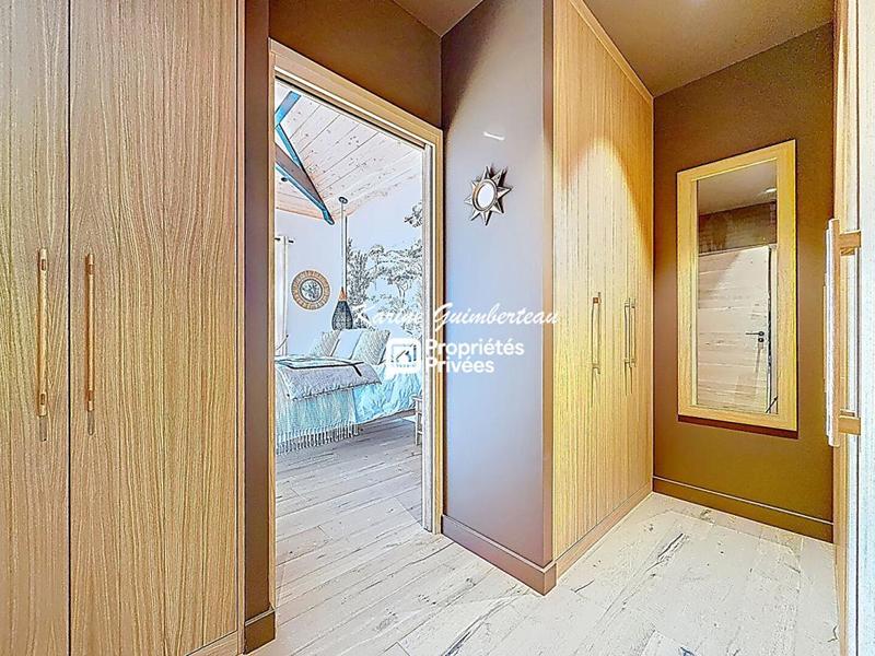 Villa - 200 m² - 8 pièces