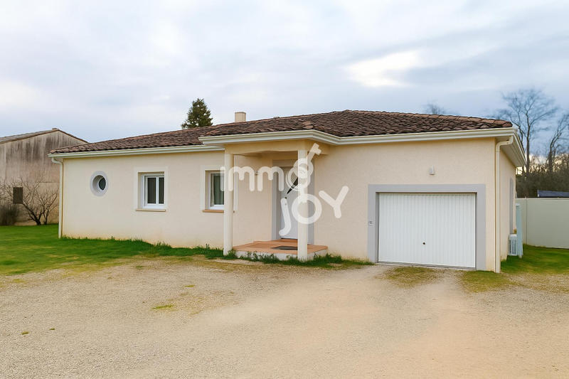 Maison - 96 m² - 4 pièces