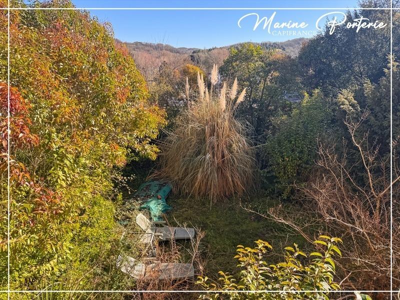 Maison traditionnelle - 420 m² - 13 pièces