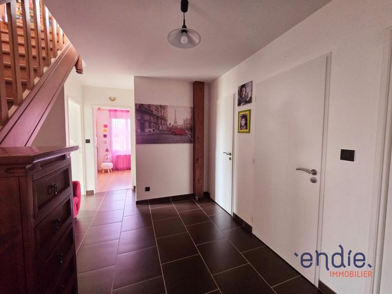 Maison - 228 m² - 6 pièces