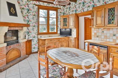 Maison - 182 m² - 7 pièces