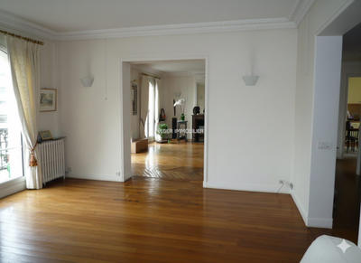 Appartement - 170 m² - 5 pièces