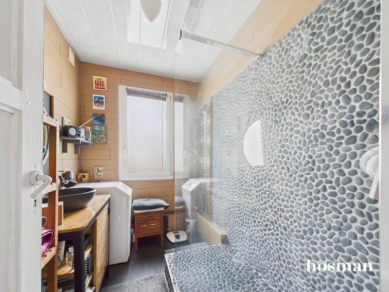 Maison - 96 m² - 5 pièces