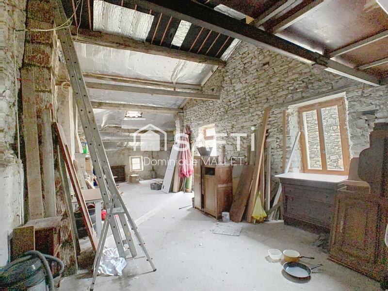 Maison - 80 m² - 5 pièces