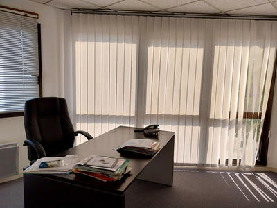 Local d'activité / Entrepôt - 108 m² - 6 pièces