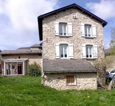 Maison en pierre - 145 m² - 5 pièces