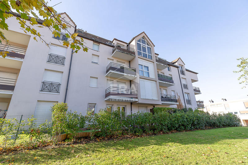 Appartement - 90 m² - 4 pièces