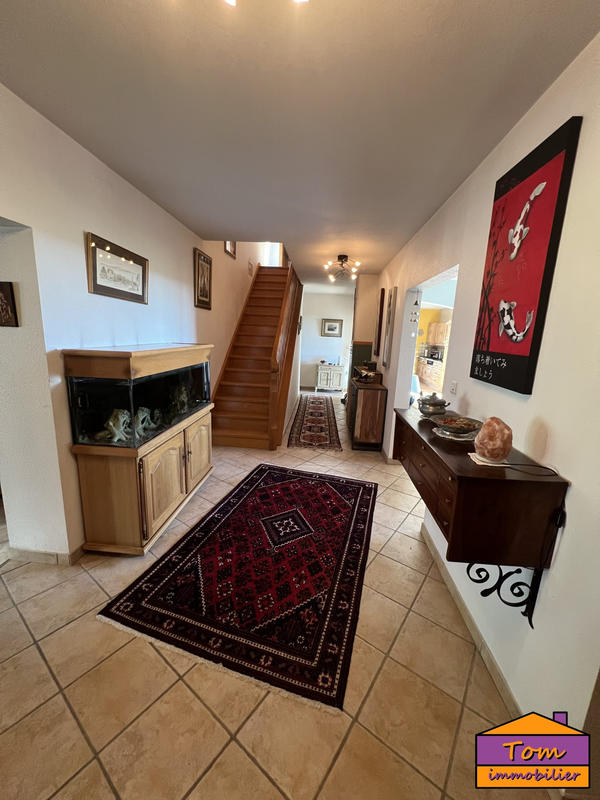 Maison - 200 m² - 6 pièces