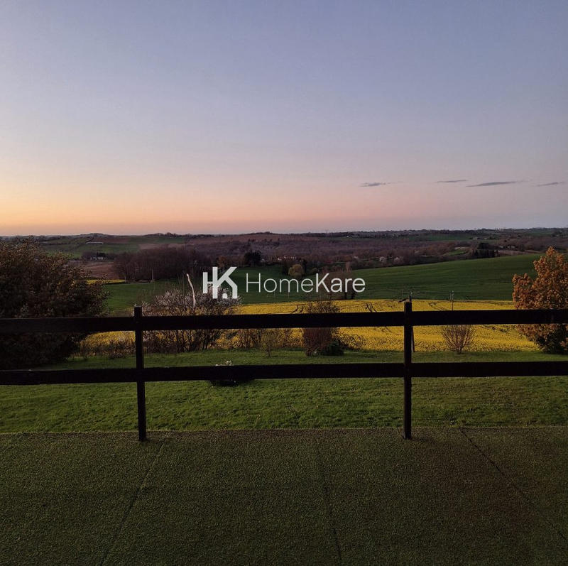 Maison - 160 m² - 6 pièces