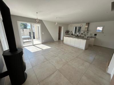 Maison - 109 m² - 5 pièces