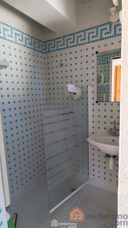 Villa - 180 m² - 6 pièces