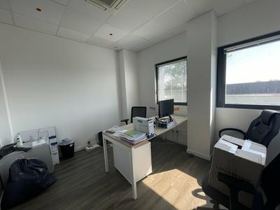 Bureau - 434 m²