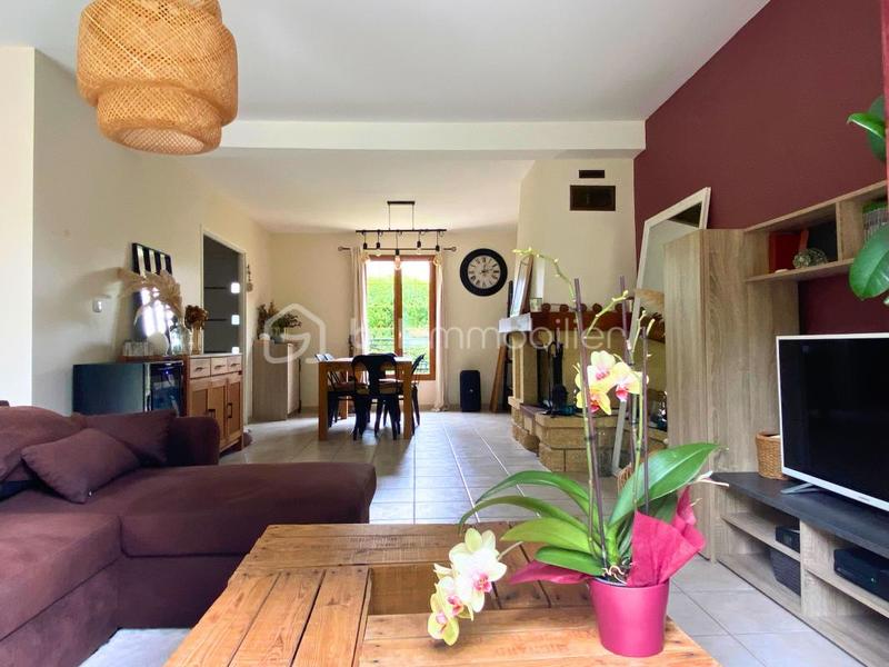 Maison - 93 m² - 5 pièces