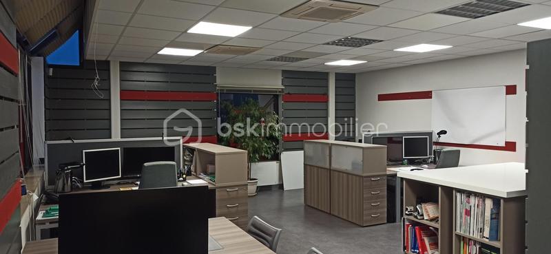 Bureau - 217 m² - 8 pièces