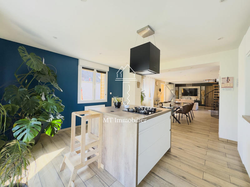 Maison - 106 m² - 5 pièces