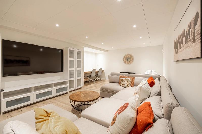 Villa - 256 m² - 8 pièces