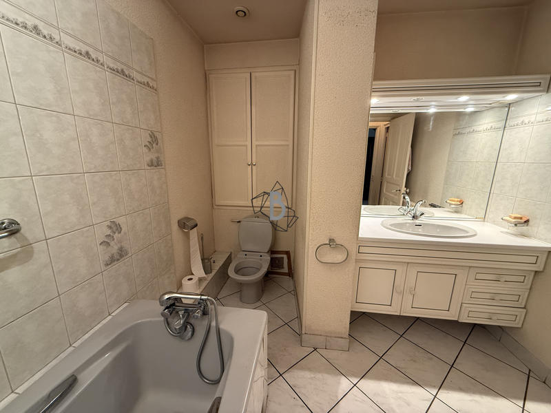 Maison - 166 m² - 6 pièces