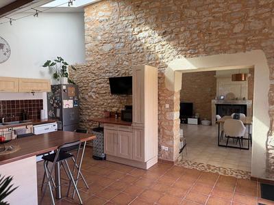 Maison - 368 m² - 9 pièces