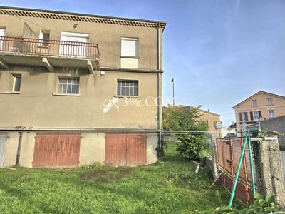 Maison de village - 67 m² - 5 pièces