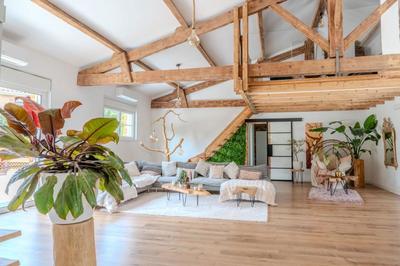 Maison - 210 m² - 5 pièces