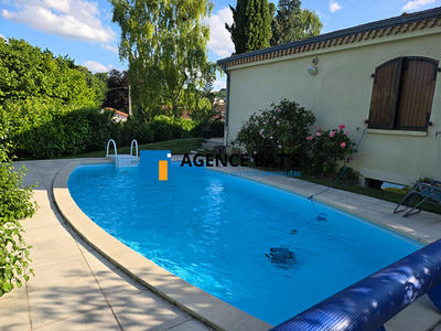 Maison - 139 m² - 7 pièces