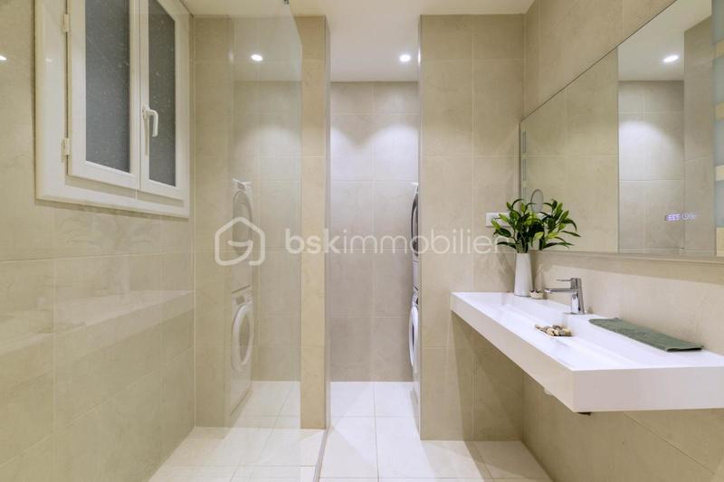 Appartement - 90 m² - 4 pièces